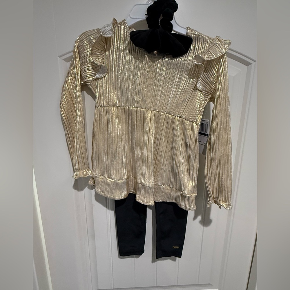 New with tag DKNY size 5